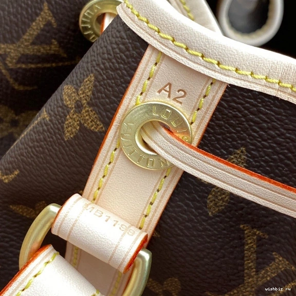 WIS NOÉ VUITTON LOUIS 0109